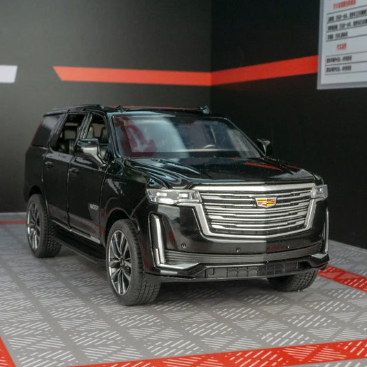 Cadillac Escalade 1:32 Premium Model Car 1:32